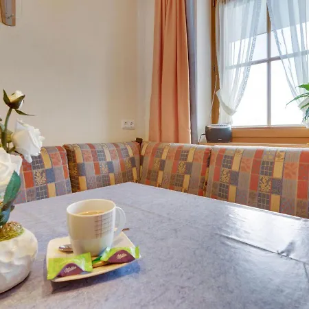 Quaint In Near Horbergbahn Apartment Hainzenberg